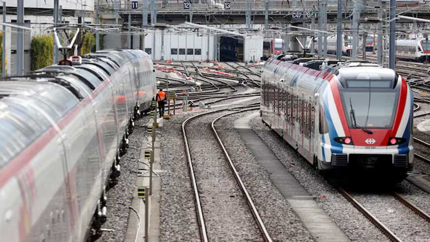 Dunya News Geneva makes public transport temporarily free to combat pollution spike