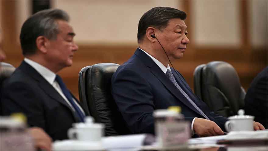 China targets 2 Lithuanian banks in response to new EU sanctions