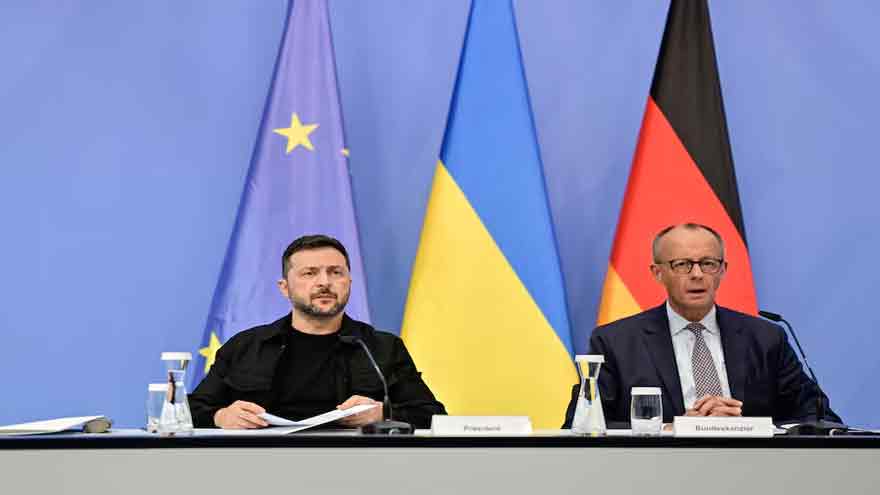 Trump threatens 'severe consequences' if Putin blocks Ukraine peace