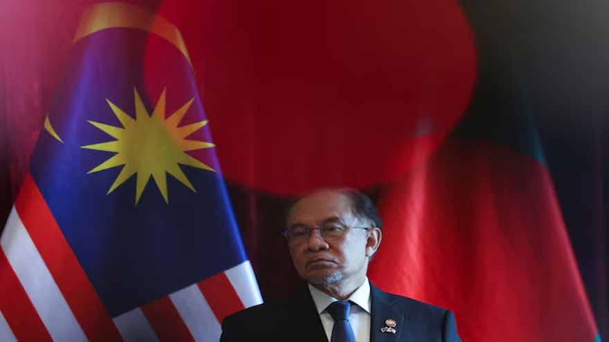 Malaysia PM calls for probe into syringe attack on ex-minister's son