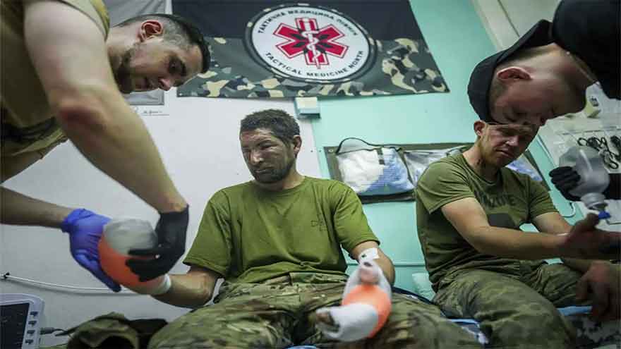 Ukrainian defenses face a challenge as Russian troops make gains ahead of the Putin-Trump summit