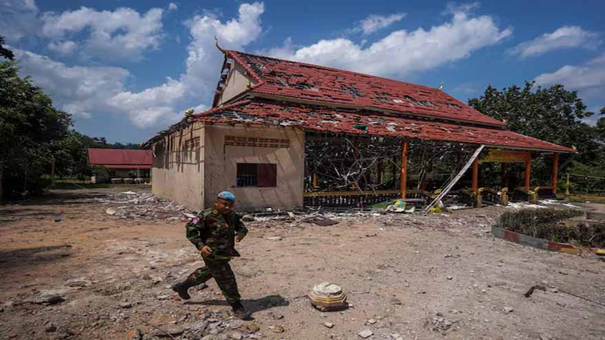 China urges Cambodia, Thailand to restore peace at border