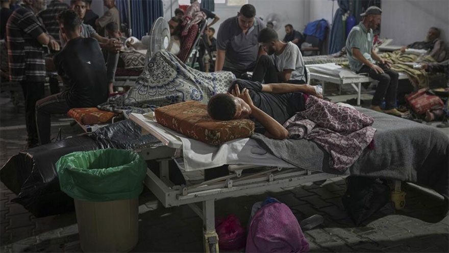 Gaza's largest hospital struggles to function in 'catastrophic' health situation