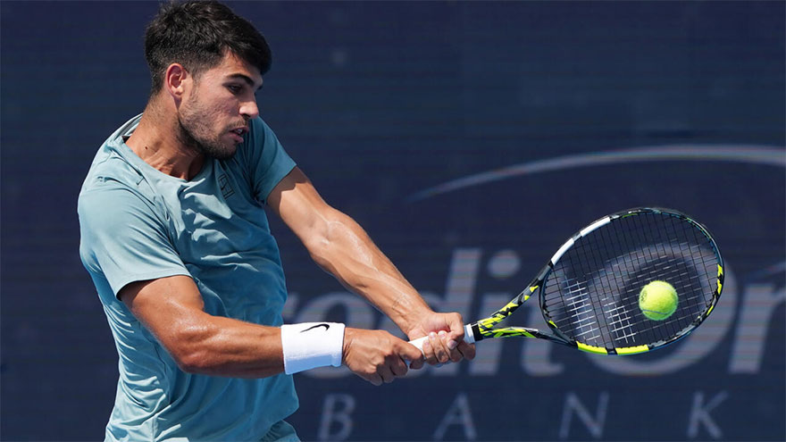 Alcaraz survives Rublev to reach Cincy semis as Rybakina topples No. 1 Sabalenka