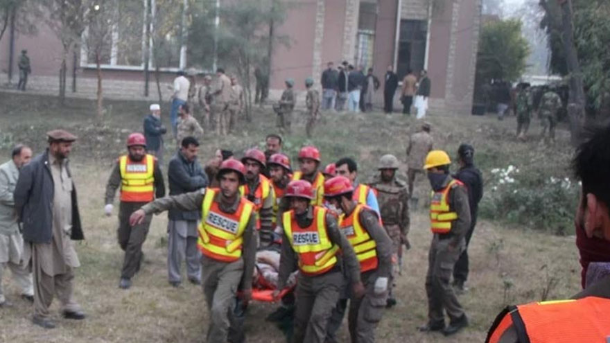 Floods in KP: 1,800 active rescuers recover 300 bodies 