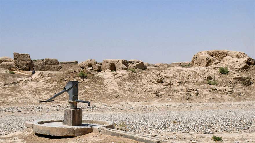 Dunya News From drought to floods, water extremes drive displacement in Afghanistan