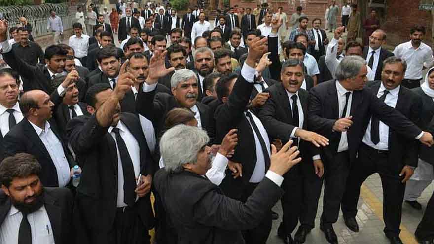 Partial strike by lawyers in lower courts on Punjab Bar Council's call