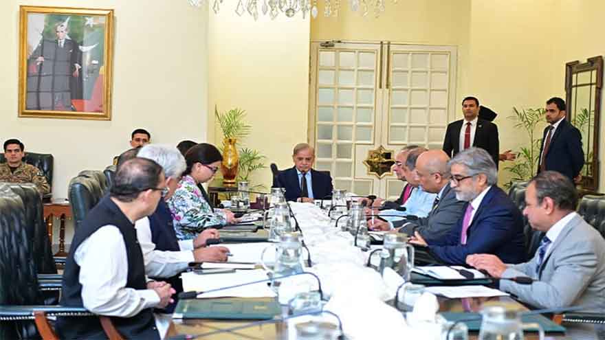 PM donates cabinet's one-month salary to KP flood victims