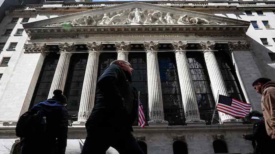 US, European shares little changed ahead of Ukraine talks, Jackson Hole