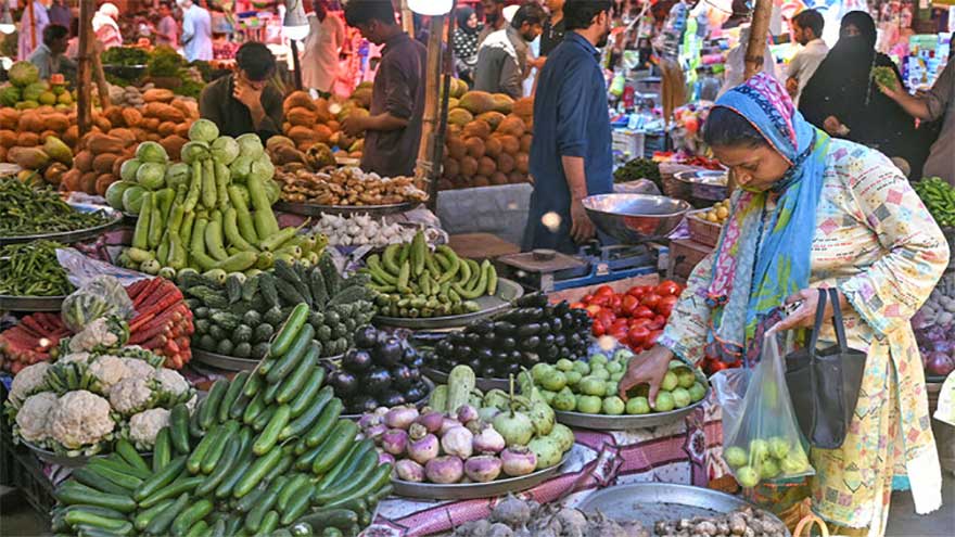 Pakistan inflation set to ease sharply in August: report