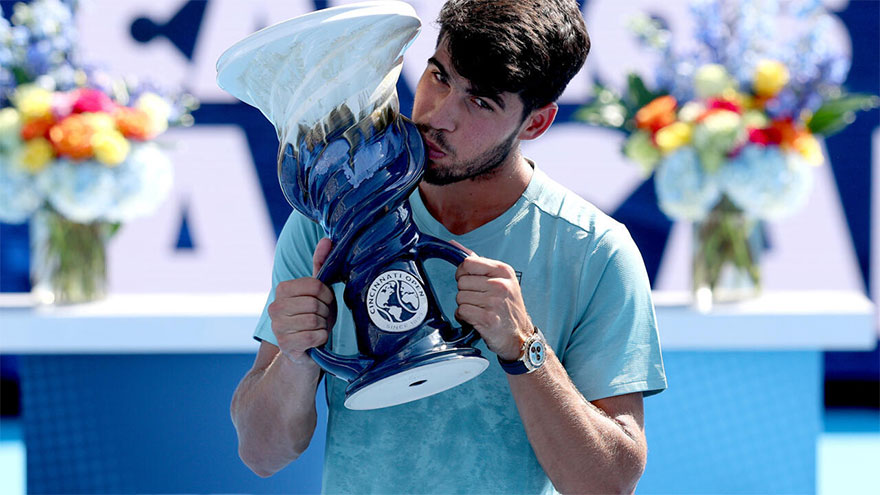 Alcaraz wins Cincinnati Open as Sinner retires