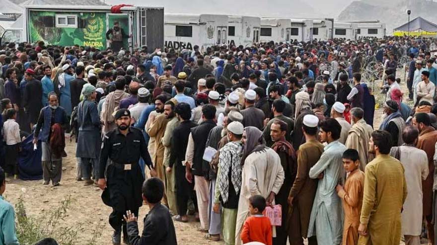 Crackdown on illegal foreigners planned in Islamabad, four other districts