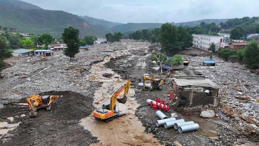 More rain in northern China takes death toll in floods to 13