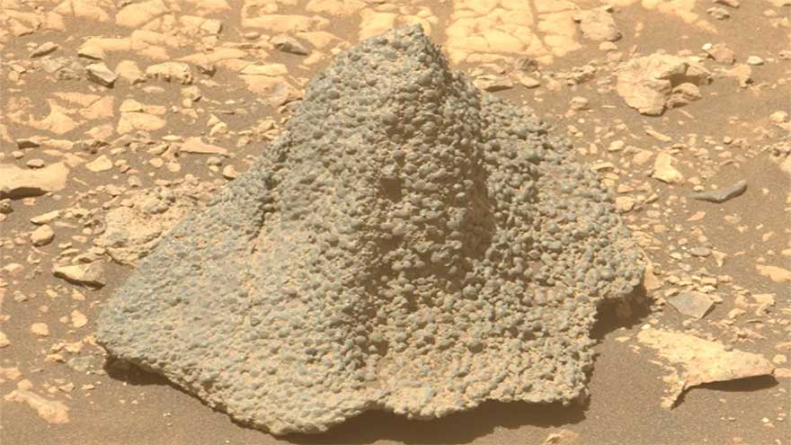 Is it alien helmet on Mars? Mysterious object discovered by NASA