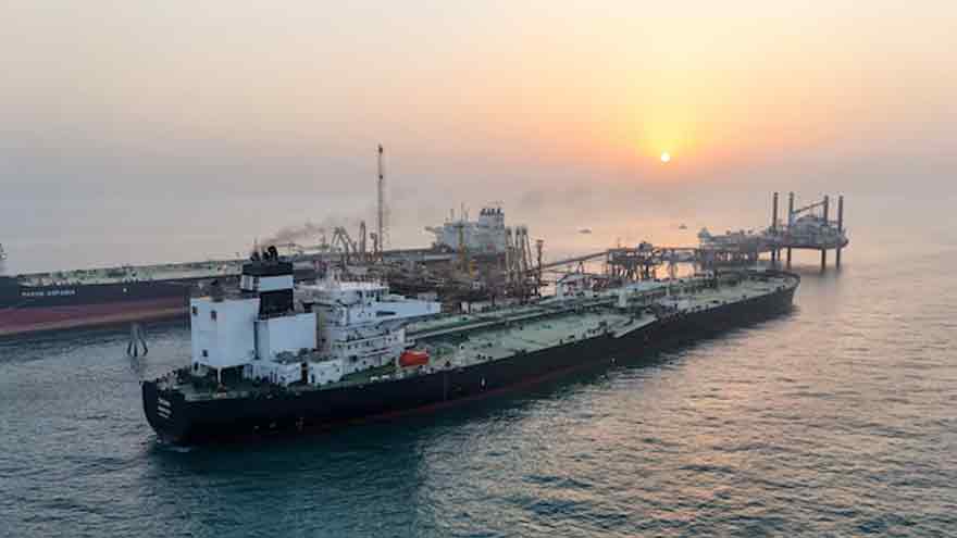 Oil prices rise after supply concerns resurface as Ukraine peace talks stall