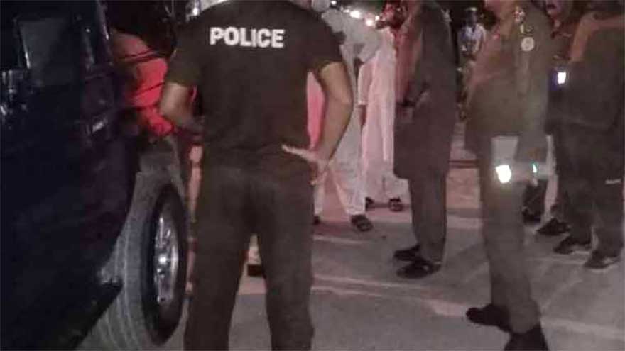 Four robbers injured, arrested after 'encounters' in Okara, Bahawalnagar