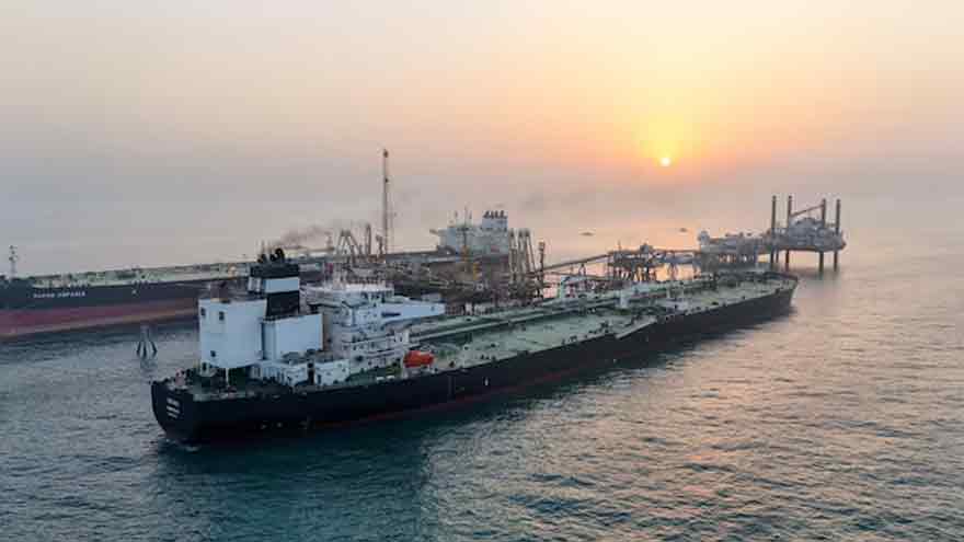 Oil prices set to snap two-week losing streak as peace in Ukraine remains elusive