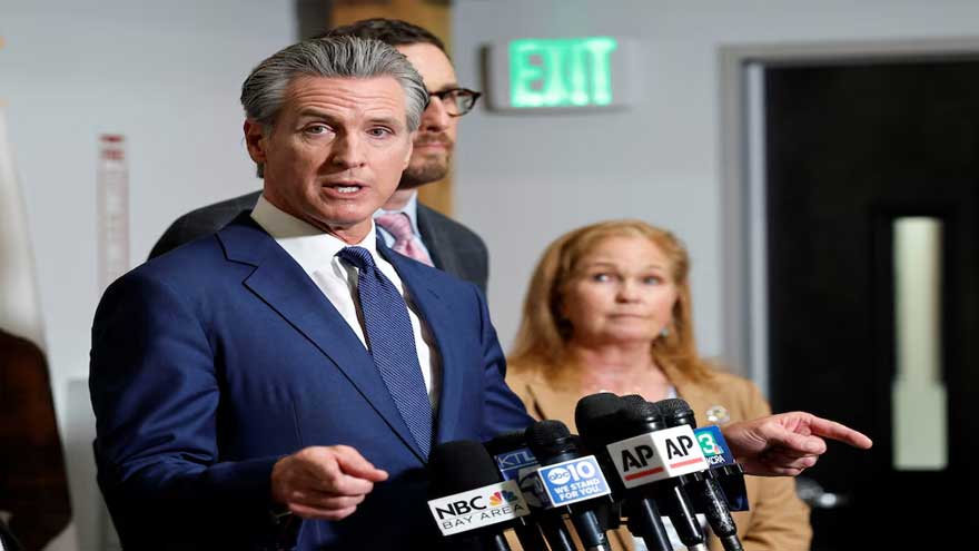 California lawmakers swiftly pass, governor signs, Democrats' redistricting plan