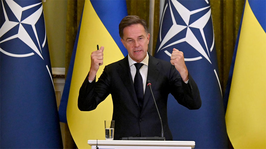NATO chief calls for 'robust security guarantees' on Ukraine visit