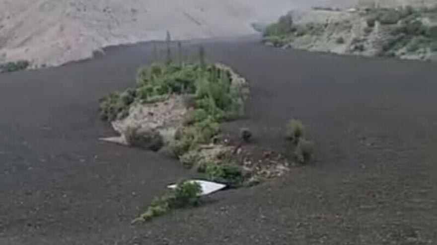 Pakistan lake formed by mountain mudslide threatens 'catastrophic' floods