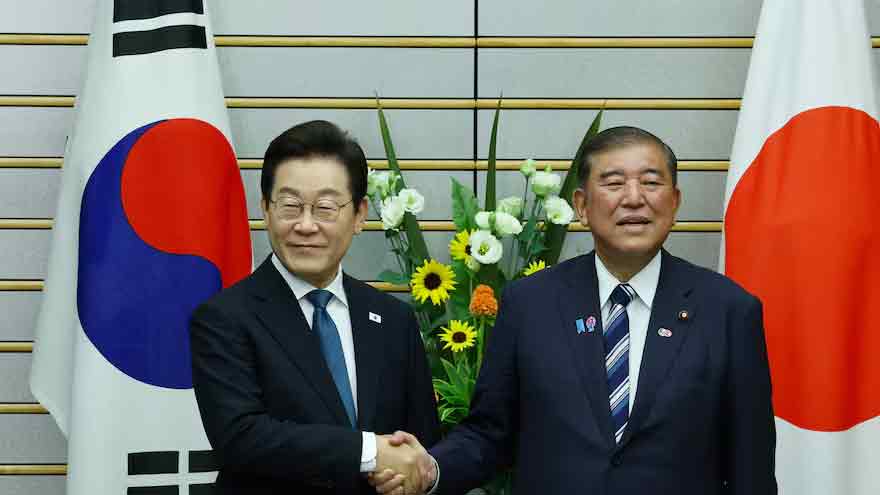 Japan's Ishiba, South Korea's Lee agree closer cooperation before Lee meets Trump