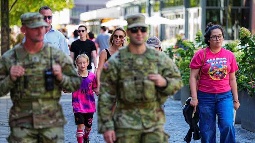 Trump has no basis to deploy troops to Chicago, Democratic leader Jeffries says