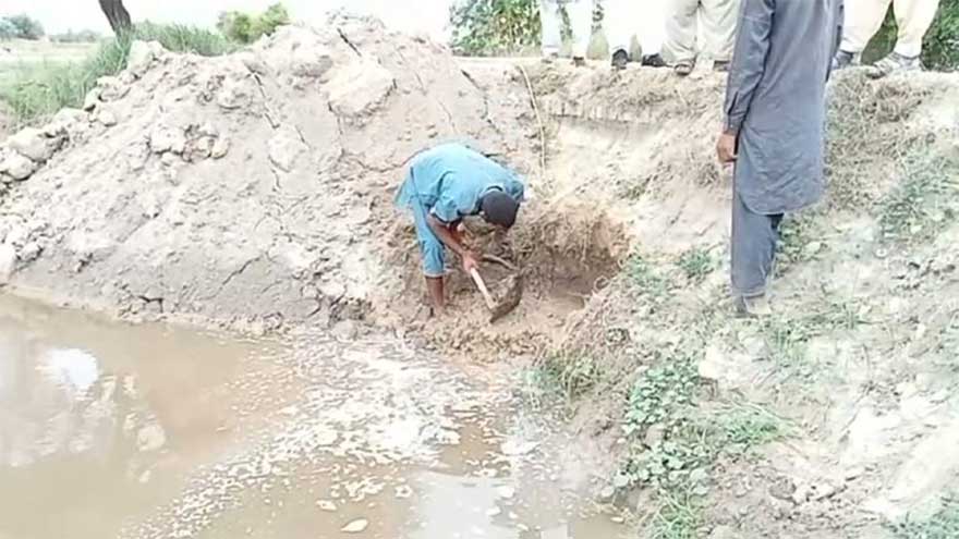 Sutlej River bursts its banks as India releases water