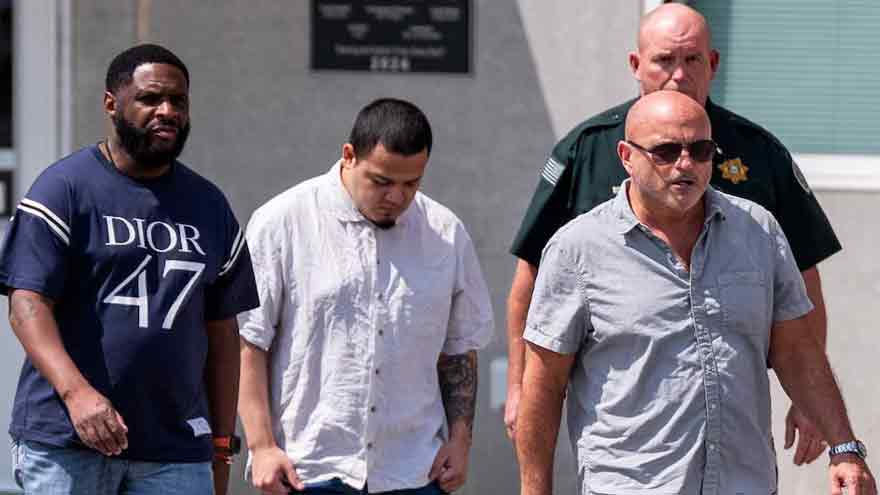 Wrongly deported migrant Abrego again faces possible removal to Uganda or Costa Rica