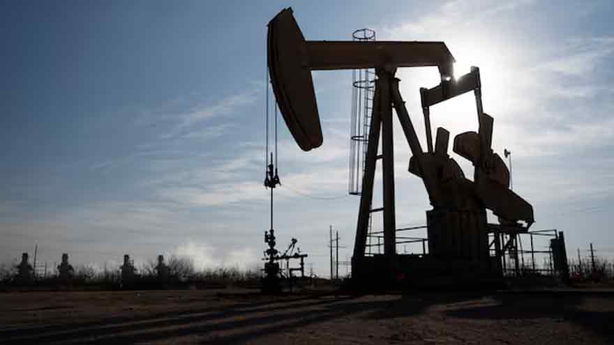 Oil eases after rising to two-week high on Russia-Ukraine supply concerns