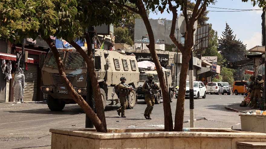 Israeli forces raid exchange office in West Bank's Ramallah