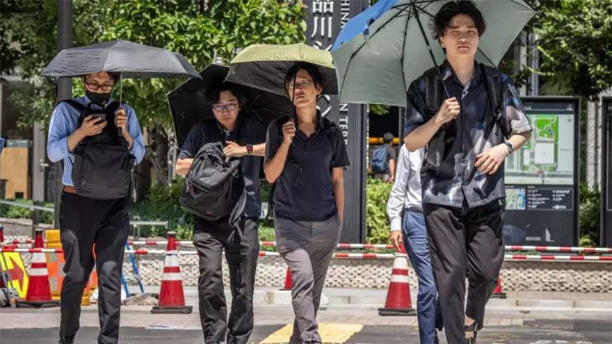 Dunya News Tokyo logs record 10 days of 35C or more