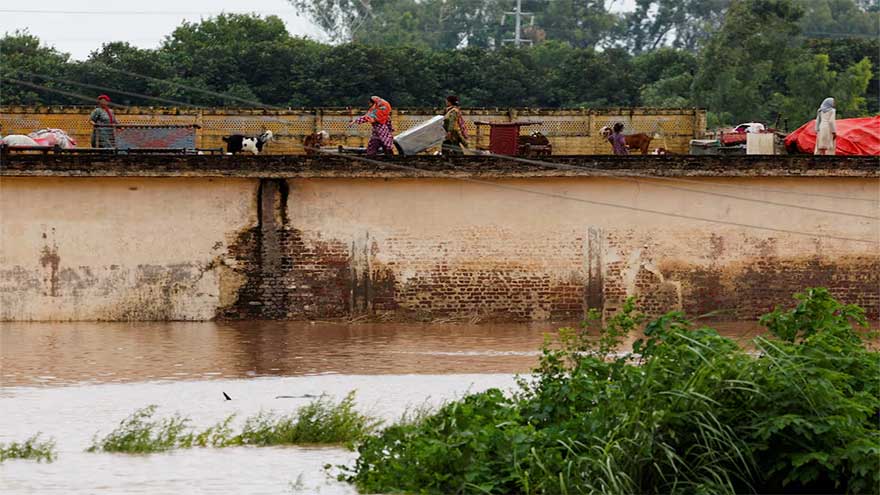 India releases water from dams, warns Pakistan of cross-border flooding, says source