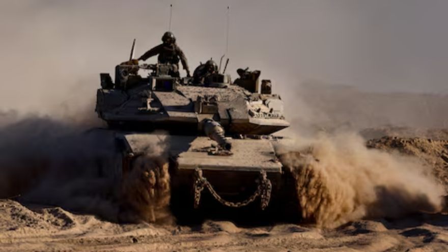 Palestinians flee as Israeli tanks close in on Gaza City