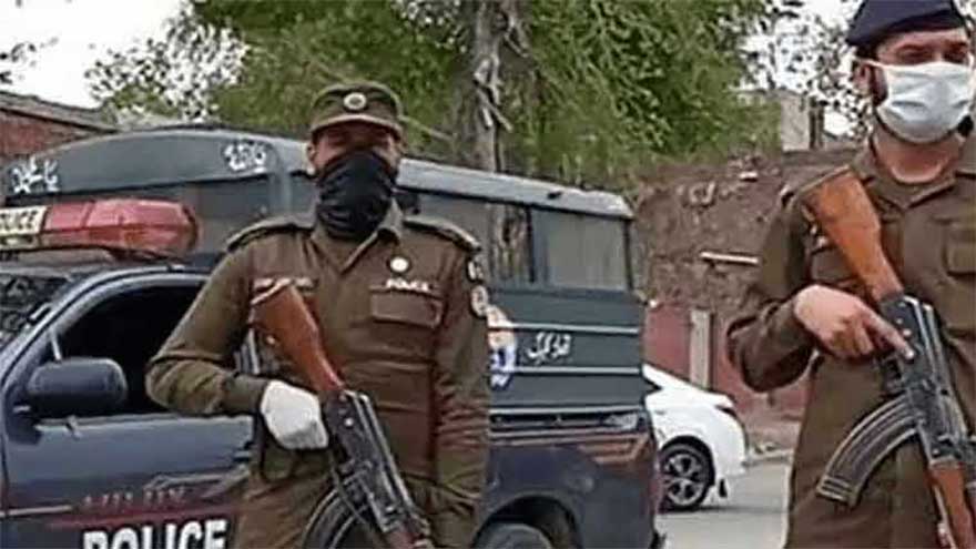 Vendors, who murdered two brothers over Rs30, killed in police 'encounter'