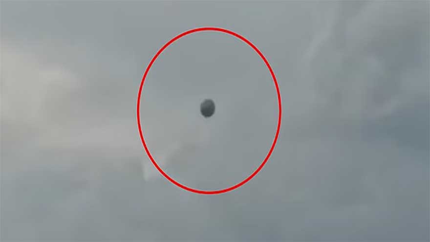 Pentagon baffled by 8,000 mysterious UFO orbs hovering over US military bases