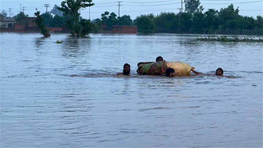 PM Shehbaz urges construction of new dams as Punjab grapples with severe floods