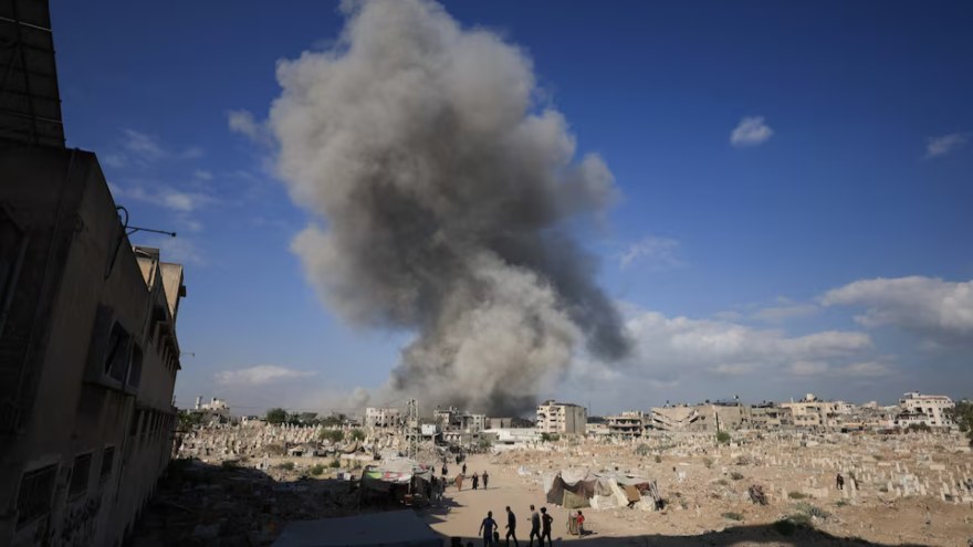 Another 16 people killed as Israel increases bombardment of Gaza City