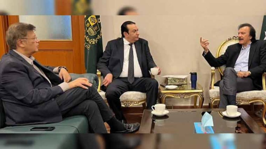 Business leaders laud Haroon Akhtar on new industrial policy