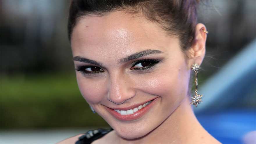 Israeli actress Gadot will stay away from Venice Film Festival amid Gaza protests