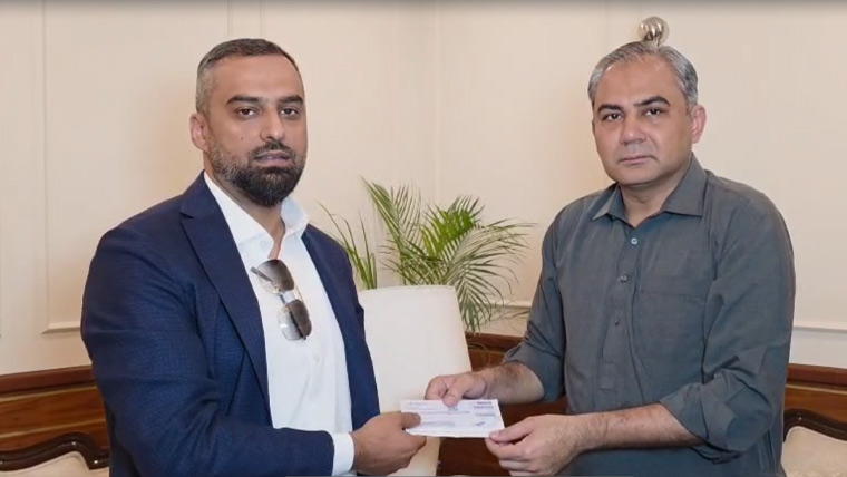 کاروباری شخصیت وسیم اسلم کی محسن نقوی سے ملاقات، سیلاب متاثرین کیلئے ایک کروڑ کا عطیہ