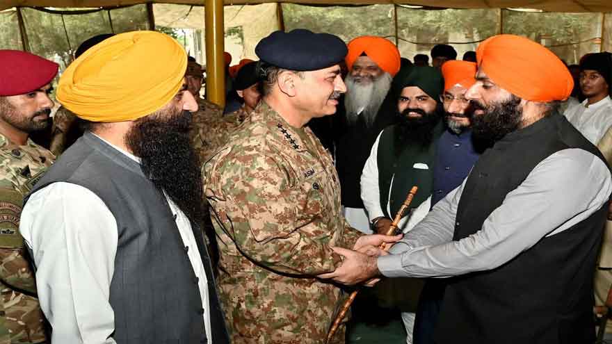 Field Marshal Asim Munir visits flood-hit Punjab, promises to restore Kartarpur Gurdwara
