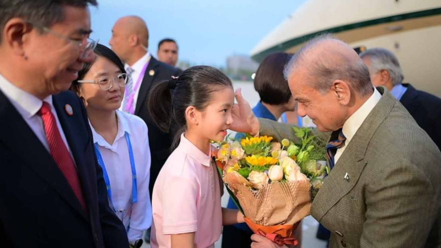 Red carpet welcome as PM Shehbaz lands in China on official visit