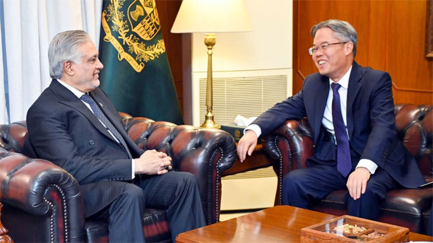 Pakistan stands in full solidarity with China in difficult times: Dar