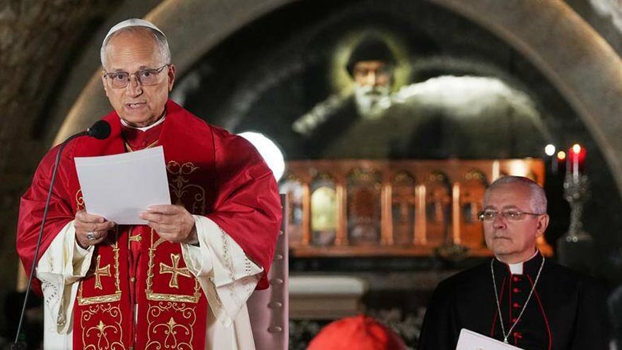 Pope pushes peace message on second day in crisis-hit Lebanon