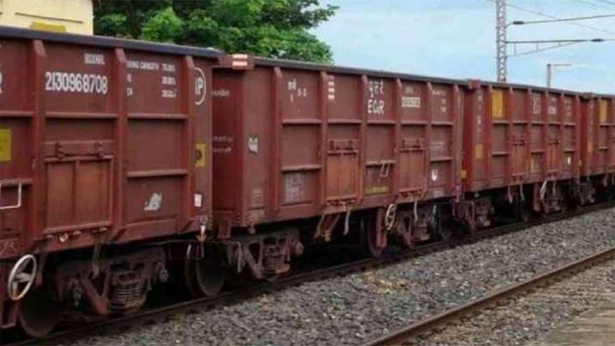 Pakistan eyes resuming Islamabad-Tehran-Istanbul freight train service this year