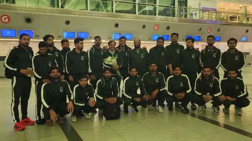 Pakistan hockey team reaches Argentina for FIH Pro League