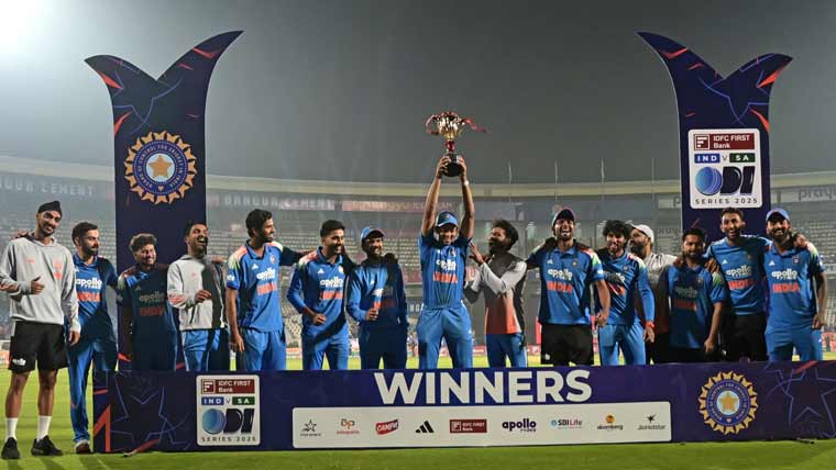  بھارت نے جنوبی افریقا کو تیسرا ون ڈے ہرا کر سیریز جیت لی