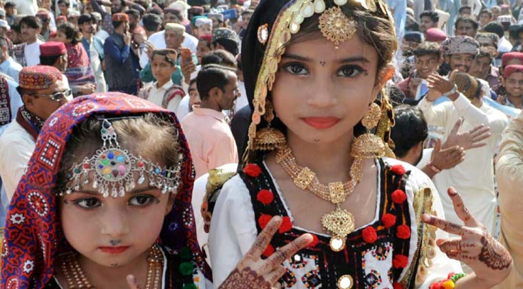 سندھ بھر میں روایتی جوش و جذبے کے ساتھ کلچر ڈے منایا جا رہا ہے