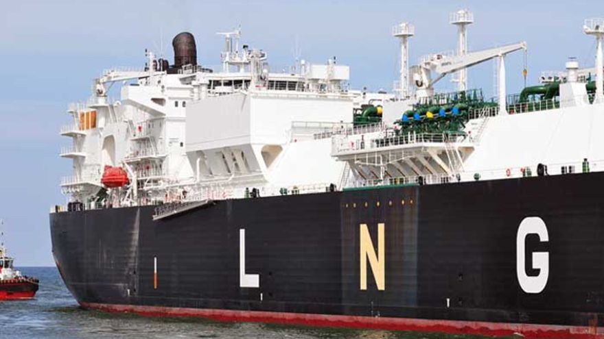 Pakistan to begin selling excess LNG globally from January 1