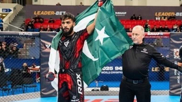 ایشین ایم ایم اے چیمپئن شپ: پاکستانی فائٹر شہاب کی شاندار فتح، کوارٹر فائنل میں انٹری